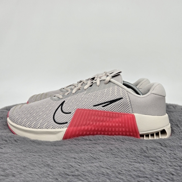 New Nike Metcon 9 Workout Shoes Men's Size 9 - Picture 3 of 8